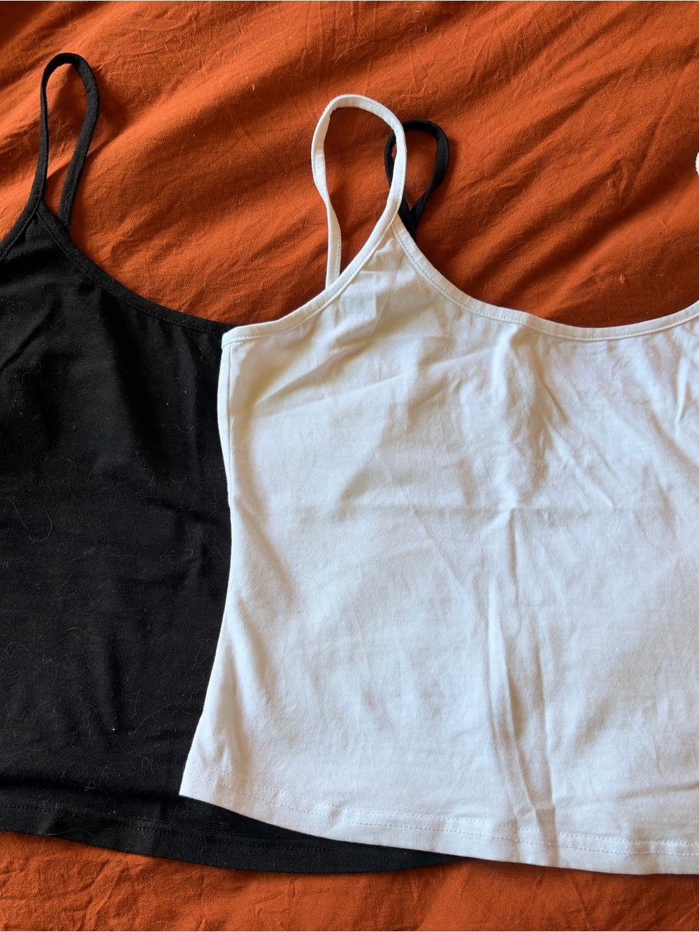 SHEIN Scoop Neck Spaghetti Strap Tank Top - Black & White